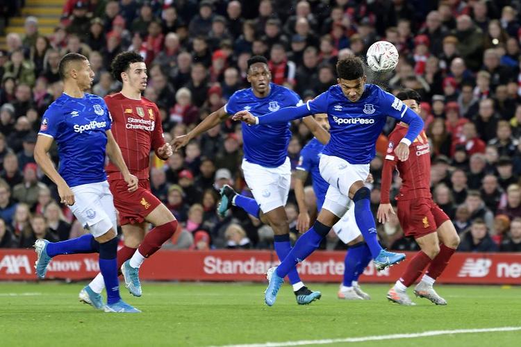 爱德华兹连续6场30+，追平队史最长30+场次纪录