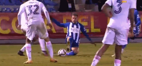 这队终于找到正确踢法