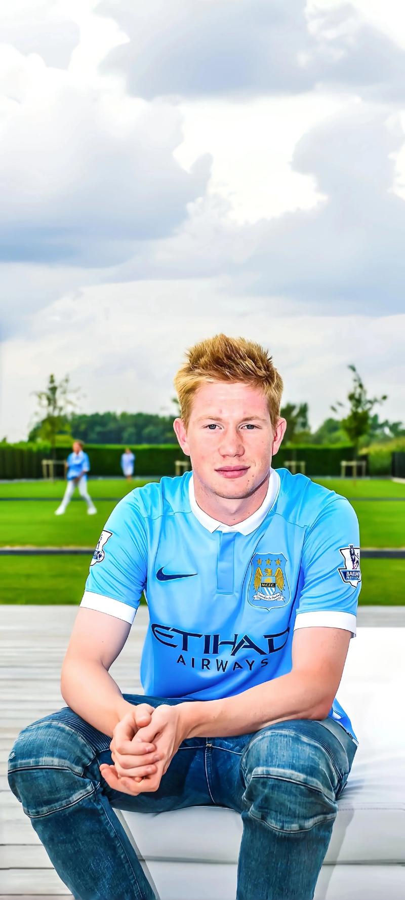 德天空：热刺将承担帕利尼亚的全部薪水，未来几天进行体检