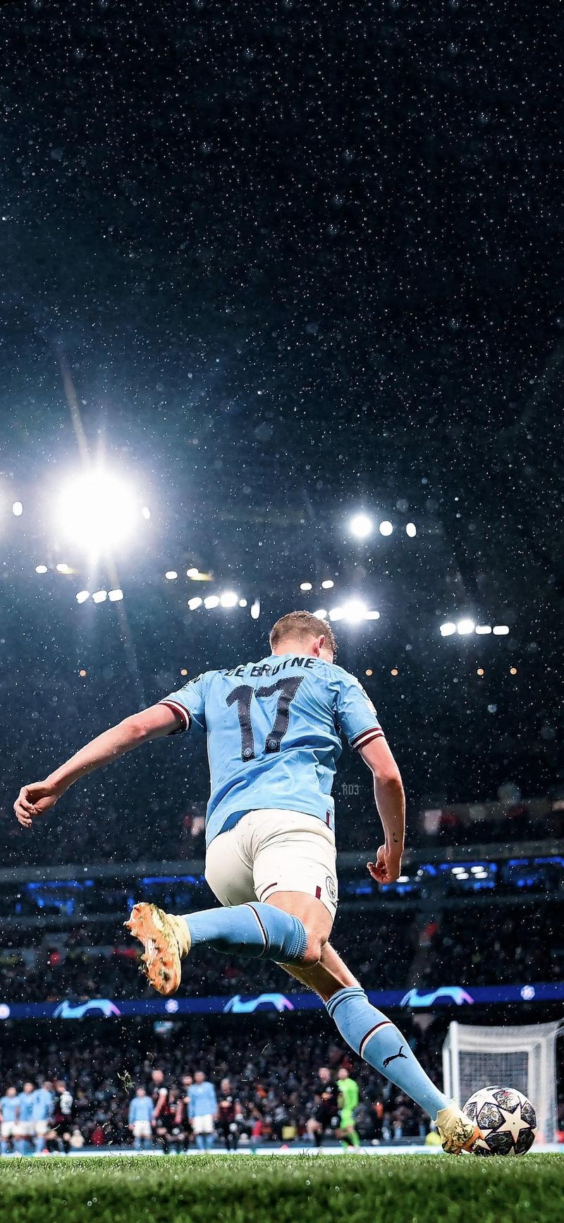 卡拉格：维尔茨本场数据相当亮眼，他的踢法、位置像德布劳内